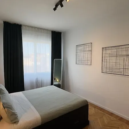 Miro Apartment